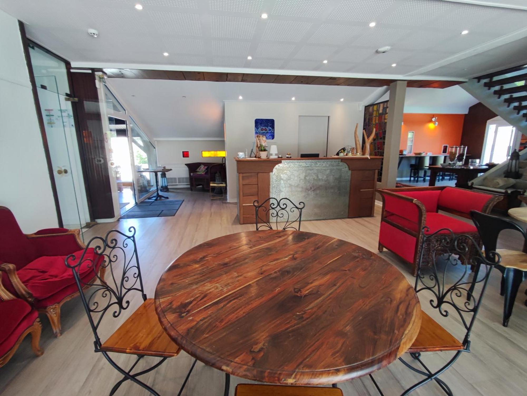 Moodz Hotel Vienne Pont-Eveque Εξωτερικό φωτογραφία