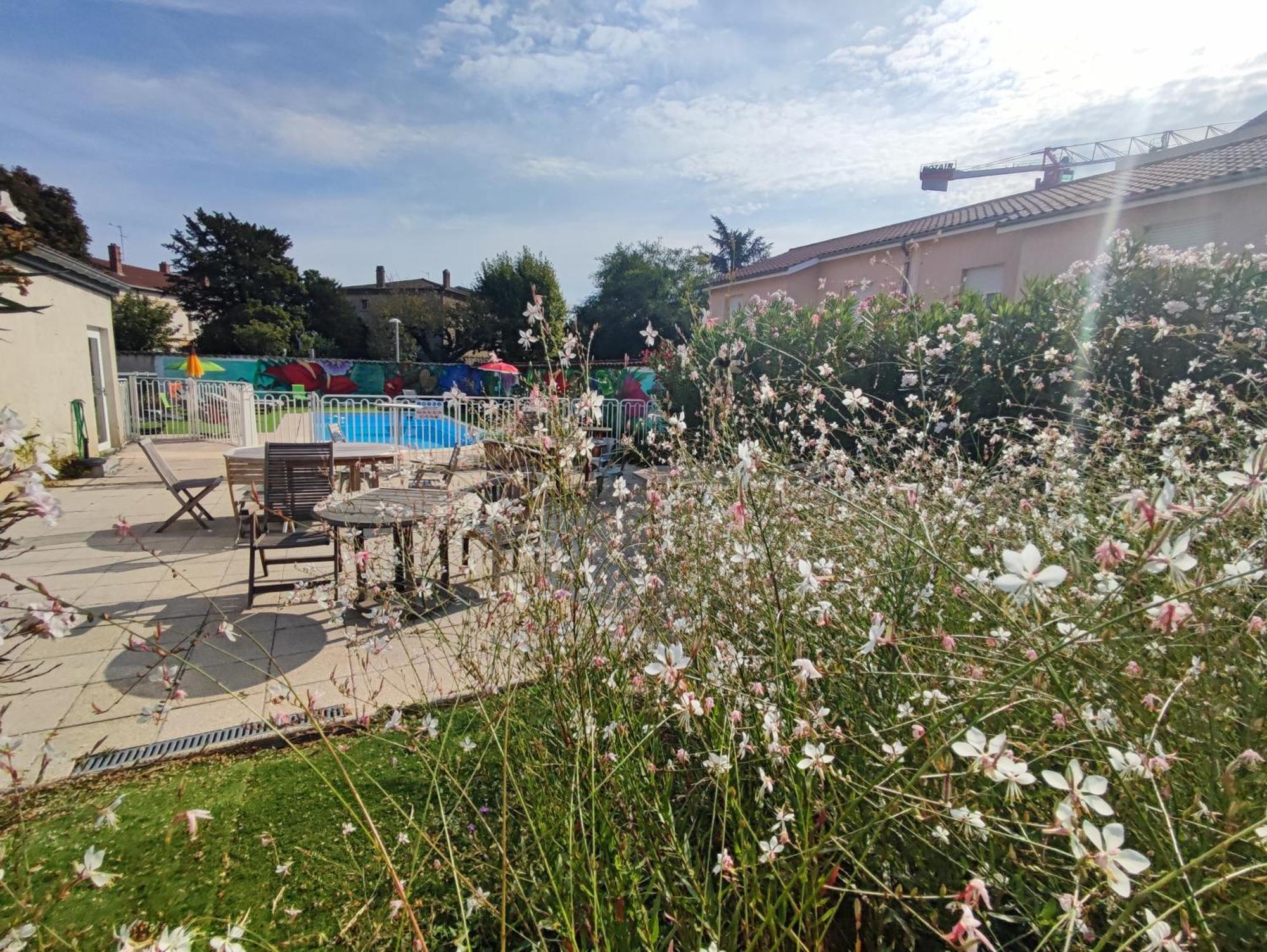 Moodz Hotel Vienne Pont-Eveque Εξωτερικό φωτογραφία