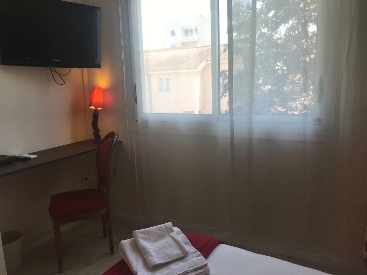 Moodz Hotel Vienne Pont-Eveque Εξωτερικό φωτογραφία